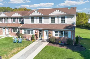 560 Lancaster Ct, Downingtown, PA 19335 - Photo 1