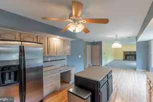 1525 Melville Dr, Pottstown, PA 19465 - Photo 28