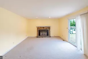 1525 Melville Dr, Pottstown, PA 19465 - Photo 38