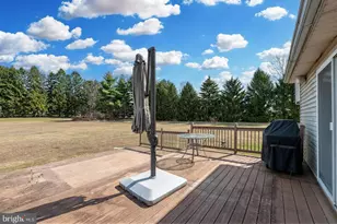 1525 Melville Dr, Pottstown, PA 19465 - Photo 14