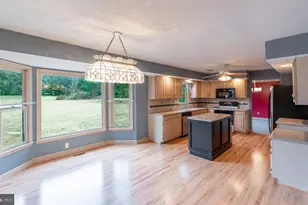 1525 Melville Dr, Pottstown, PA 19465 - Photo 26