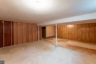 1525 Melville Dr, Pottstown, PA 19465 - Photo 66