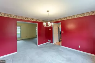 1525 Melville Dr, Pottstown, PA 19465 - Photo 24