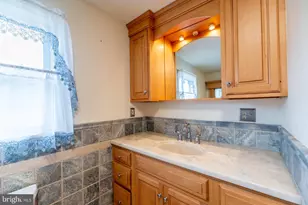 1525 Melville Dr, Pottstown, PA 19465 - Photo 44