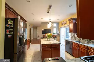 798 Southwind Ln, Downingtown, PA 19335 - Photo 18