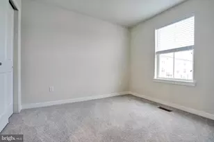 913 Magnolia Ln, Spring City, PA 19475 - Photo 66