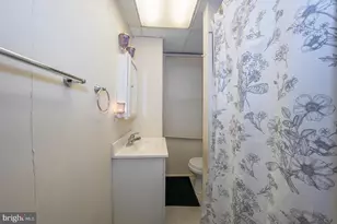 40 Grove Ave, Devon, PA 19333 - Photo 20