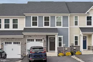 120 Arden Wy, Downingtown, PA 19335 - Photo 2