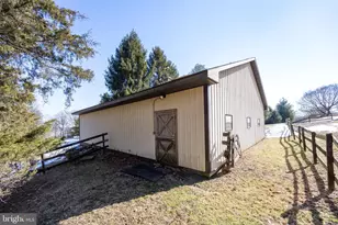 906 Heather Ln, Phoenixville, PA 19460 - Photo 4