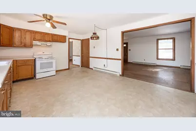 906 Heather Lane, Phoenixville, PA 19460 - Photo 12