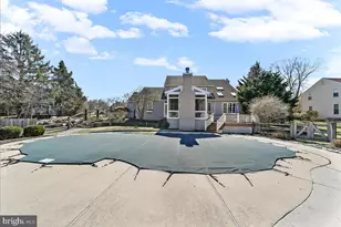 345 Country Ln, Phoenixville, PA 19460 - Photo 50