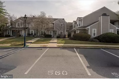 560 Astor Square #6, West Chester, PA 19380 - Photo 2
