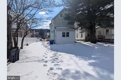 609 W 1st Avenue, Parkesburg, PA 19365 - Photo 10