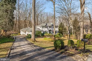 596 Tanglewood Ln, Devon, PA 19333 - Photo 1