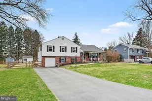 95 Kleyona Ave, Phoenixville, PA 19460 - Photo 2