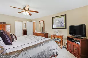 95 Kleyona Ave, Phoenixville, PA 19460 - Photo 16