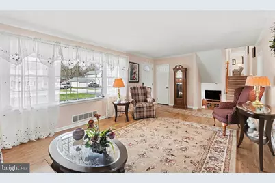 95 Kleyona Avenue, Phoenixville, PA 19460 - Photo 6