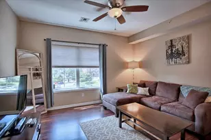 135 Prospect St, Phoenixville, PA 19460 - Photo 4