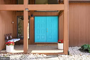 104 Kinston Ln, Downingtown, PA 19335 - Photo 2