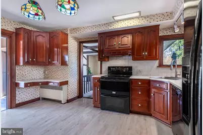 2310 Horseshoe Trl, Chester Springs, PA 19425 - Photo 4