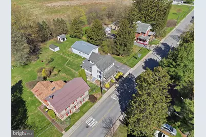 22 N Chestnut Street, Elverson, PA 19520 - Photo 4