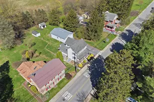 22 N Chestnut St, Elverson, PA 19520 - Photo 4