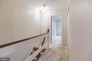 46 Stonehurst Ct, Chesterbrook, PA 19087 - Photo 8