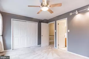 46 Stonehurst Ct, Chesterbrook, PA 19087 - Photo 14