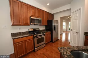 217 S Savanna Dr, Pottstown, PA 19465 - Photo 10