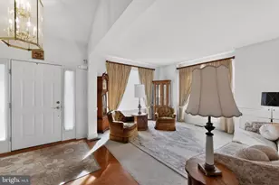 293 Gaston Ln, Coatesville, PA 19320 - Photo 4