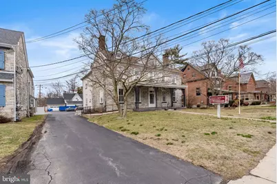 305 E Lancaster Avenue #UNIT 2, Downingtown, PA 19335 - Photo 2