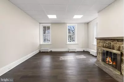 305 E Lancaster Avenue #UNIT 2, Downingtown, PA 19335 - Photo 4