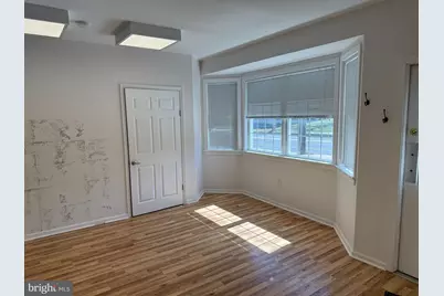 17 W Central Avenue, Paoli, PA 19301 - Photo 4