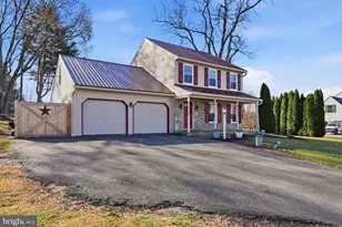 824 Ridge Ave, Atglen, PA 19310 - Photo 2