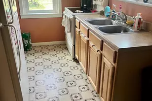 547 Broad St, Spring City, PA 19475 - Photo 6