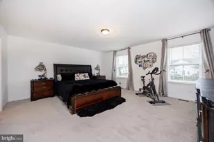 25 S Brick Ln, Elverson, PA 19520 - Photo 12