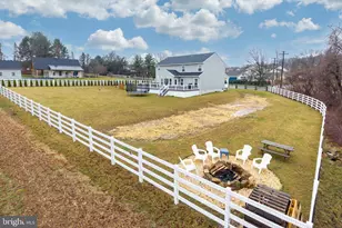 25 S Brick Ln, Elverson, PA 19520 - Photo 42