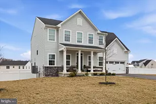 534 Sativa Dr, Honey Brook, PA 19344 - Photo 2