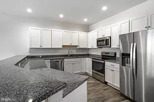 215 Rose View Dr, West Grove, PA 19390 - Photo 6