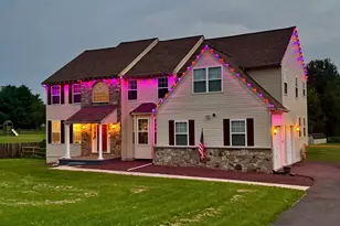 21 Meadow Ln, Pottstown, PA 19465 - Photo 2