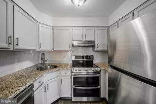 39 E Jonathan Ct, Kennett Square, PA 19348 - Photo 6