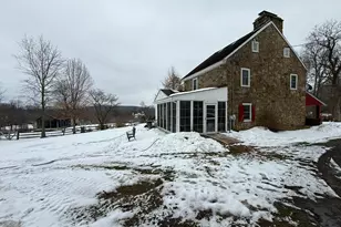 280 Mapleflower Rd, Glenmoore, PA 19343 - Photo 8
