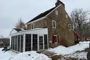 280 Mapleflower Rd, Glenmoore, PA 19343 - Photo 4