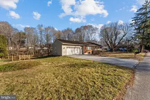 1103 Queen Dr, West Chester, PA 19380 - Photo 2