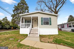 61 Violet Dr, Honey Brook, PA 19344 - Photo 1