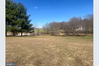 223 W Woodview Road, West Grove, PA 19390 - Photo 6