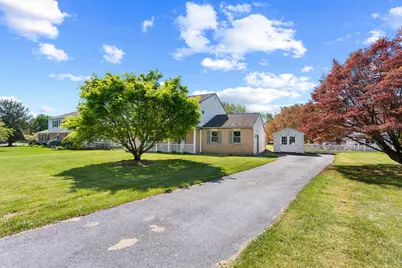 31 Carlson Way, Downingtown, PA 19335 - Photo 2