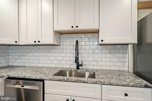 21 Gay St, Phoenixville, PA 19460 - Photo 4