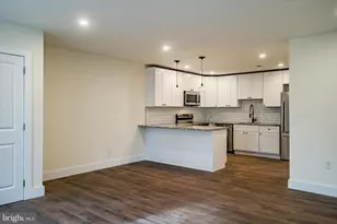 21 Gay St, Phoenixville, PA 19460 - Photo 6