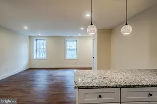 21 Gay St, Phoenixville, PA 19460 - Photo 8